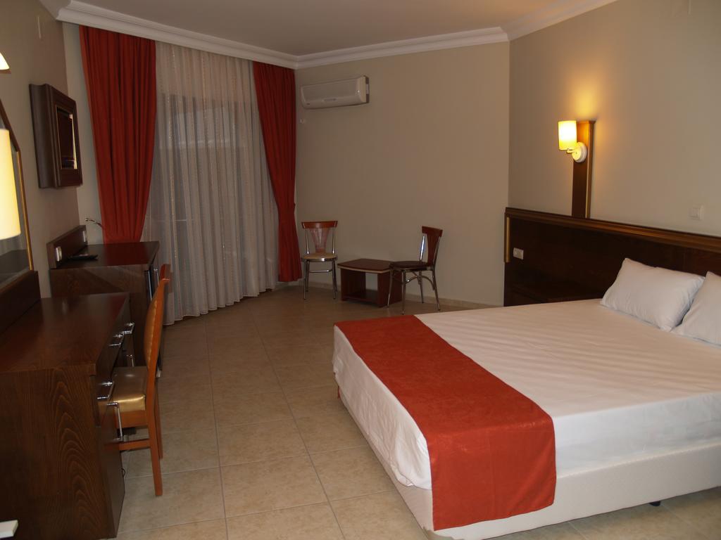 Gumus Hotel Arsuz Ngoại thất bức ảnh