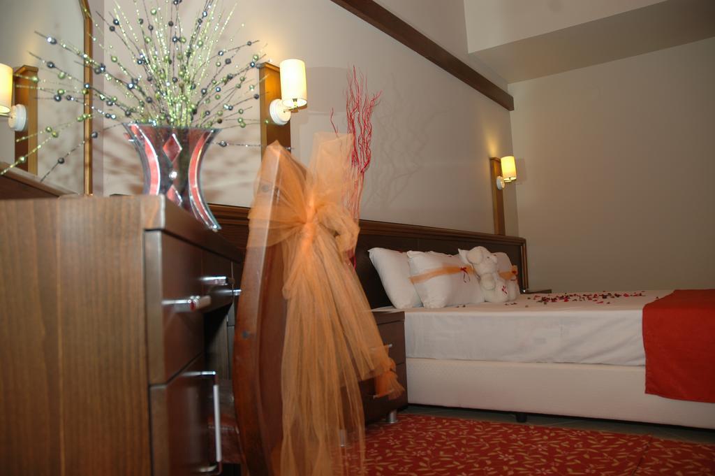 Gumus Hotel Arsuz Ngoại thất bức ảnh