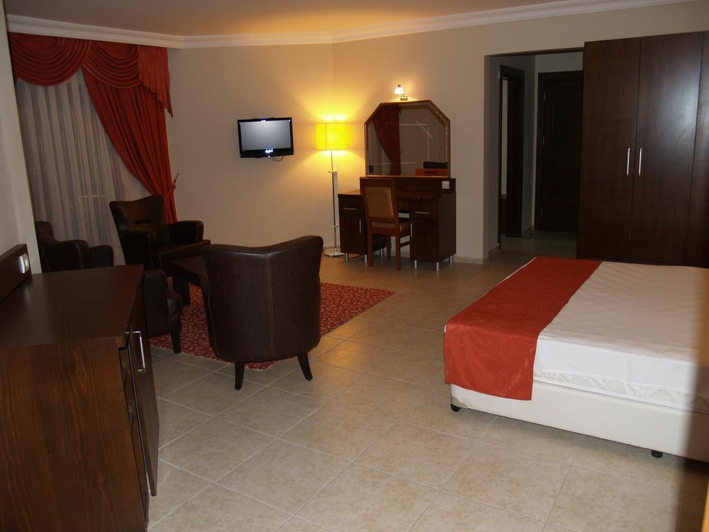 Gumus Hotel Arsuz Ngoại thất bức ảnh