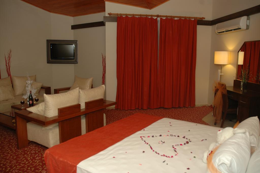 Gumus Hotel Arsuz Ngoại thất bức ảnh